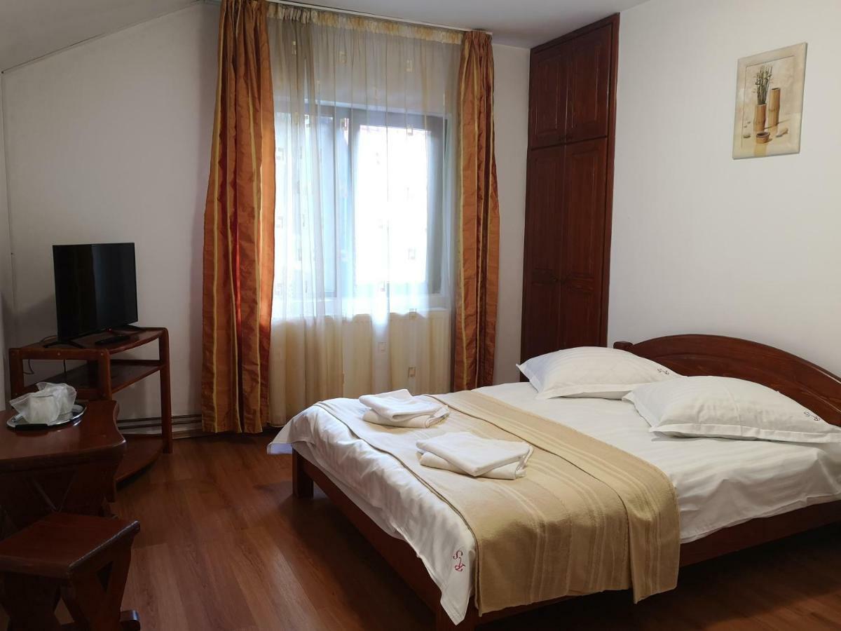 Raza Soarelui Hotel Felsőmoécs Kültér fotó